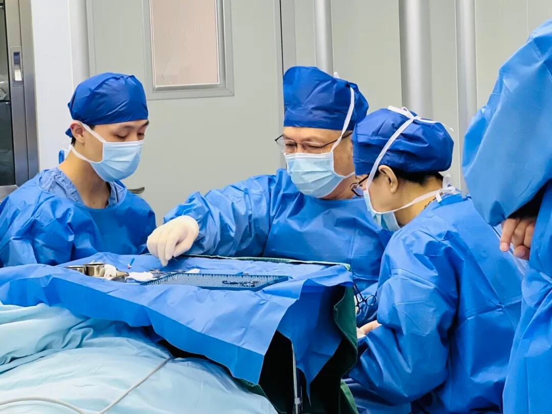 【足不出惠看名医】林小铭教授手术日回顾，助患者精准矫正斜视